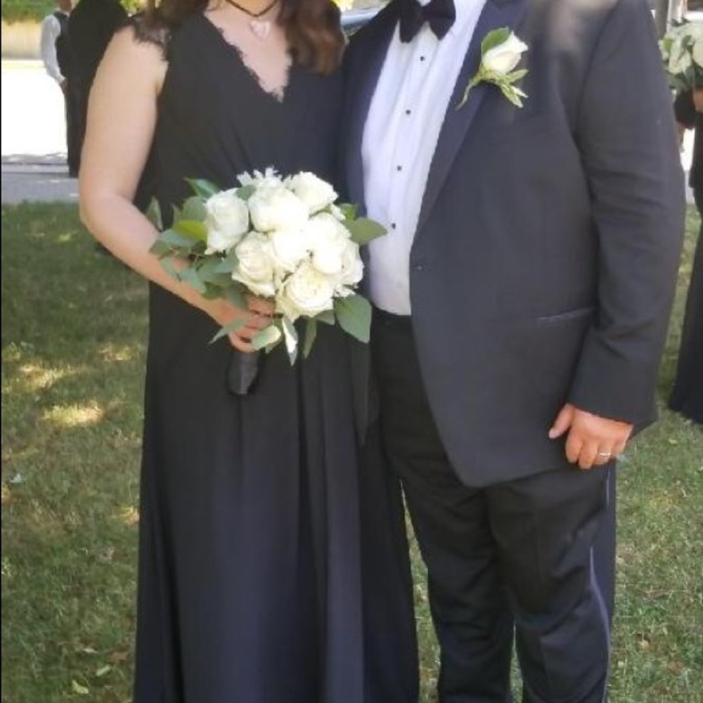 2 gowns - Picture 2 of 8